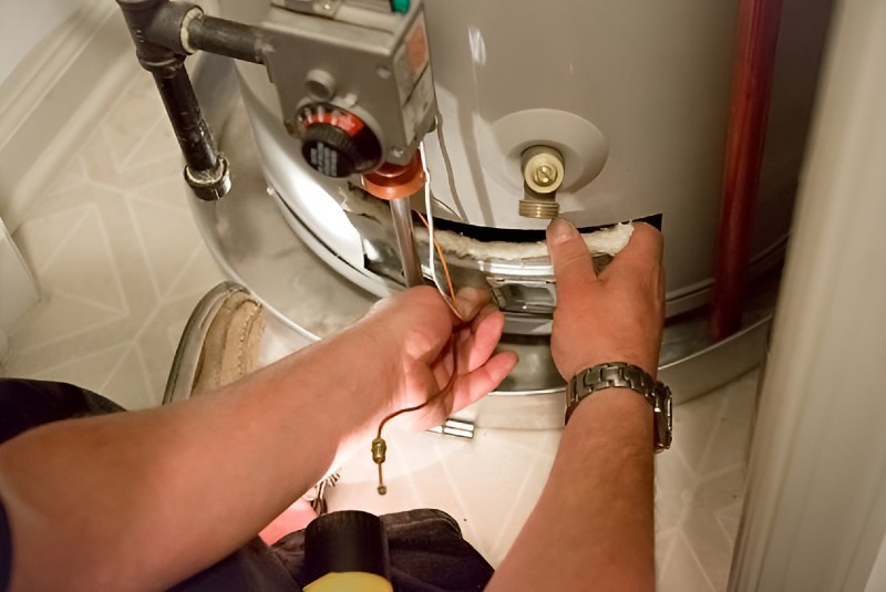 Water Heater repair in Del Aire